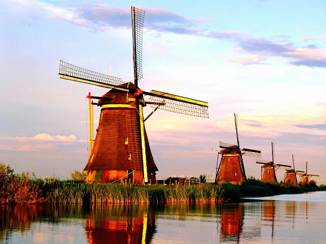 5 Destinasi Wisata ketika Berlibur di Negeri Kincir Angin Belanda